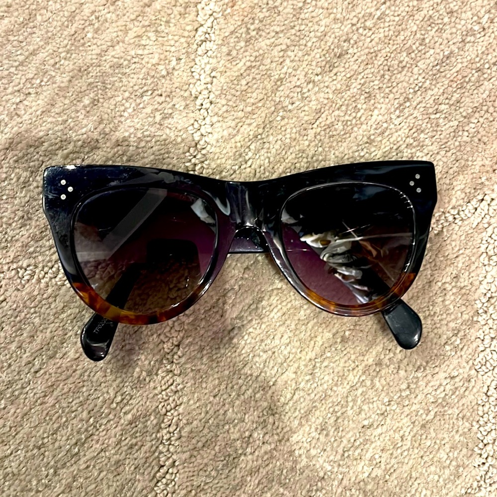 Celine Sunglasses Cat Eye black tortoise authentic